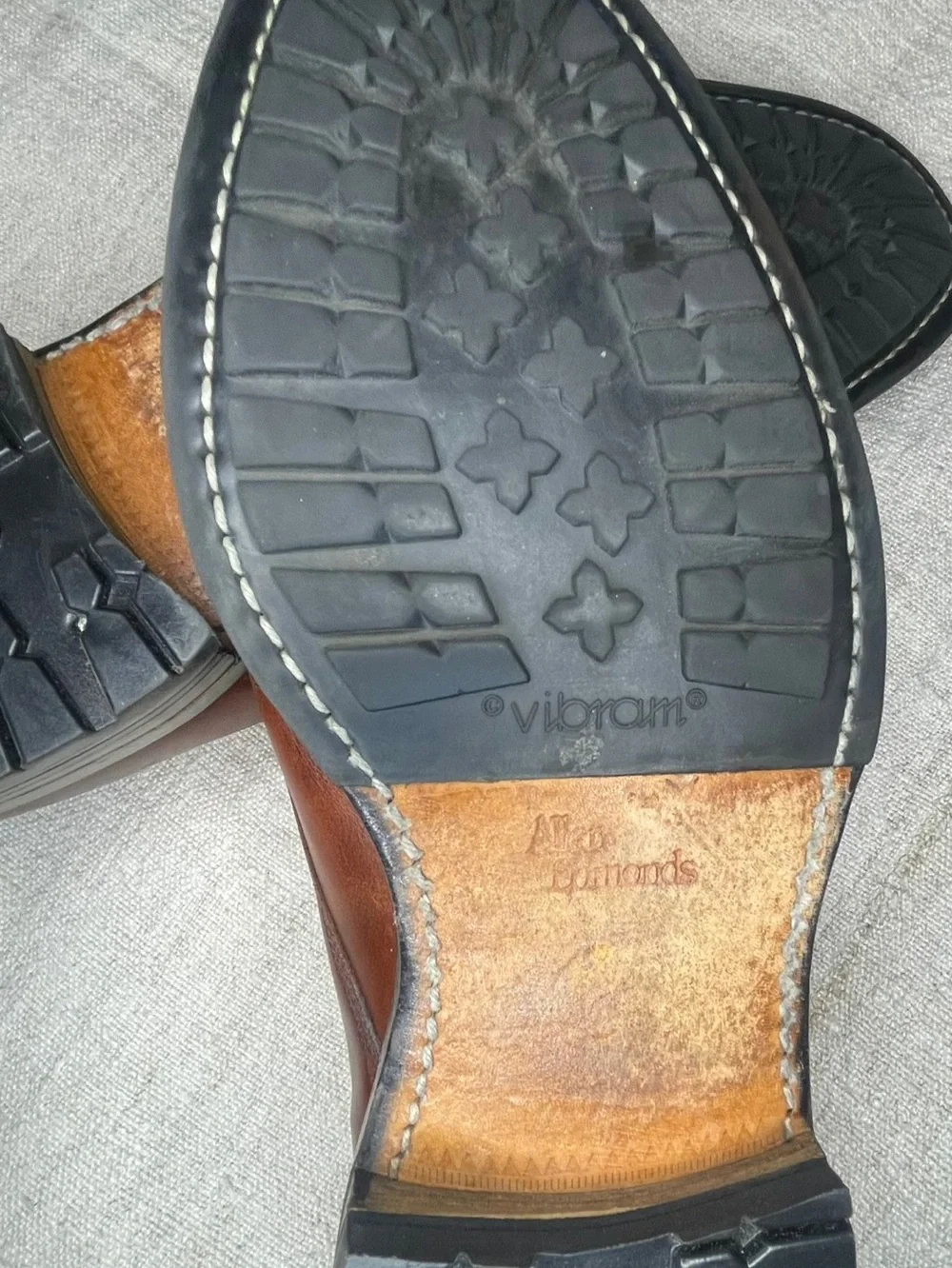 Allen Edmonds Dellwood Brown Split Toe Derby Dress Shoes 11D Leather Vibram Sole